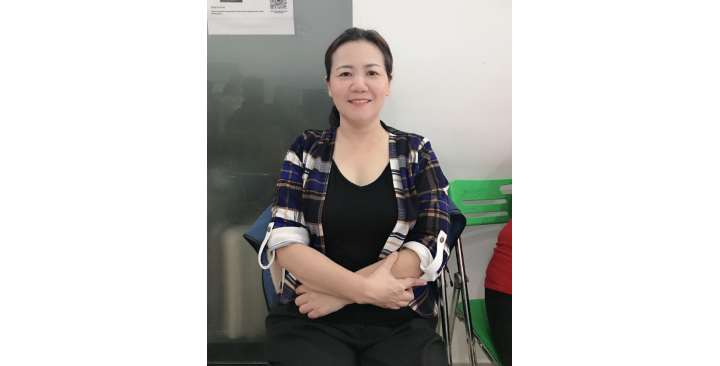 cô Trang sinh năm 1973, người quê Đà Nẵng. Sở trường: GIÚP VIỆC NHÀ, NẤU ĂN, CHĂM EM BÉ.
